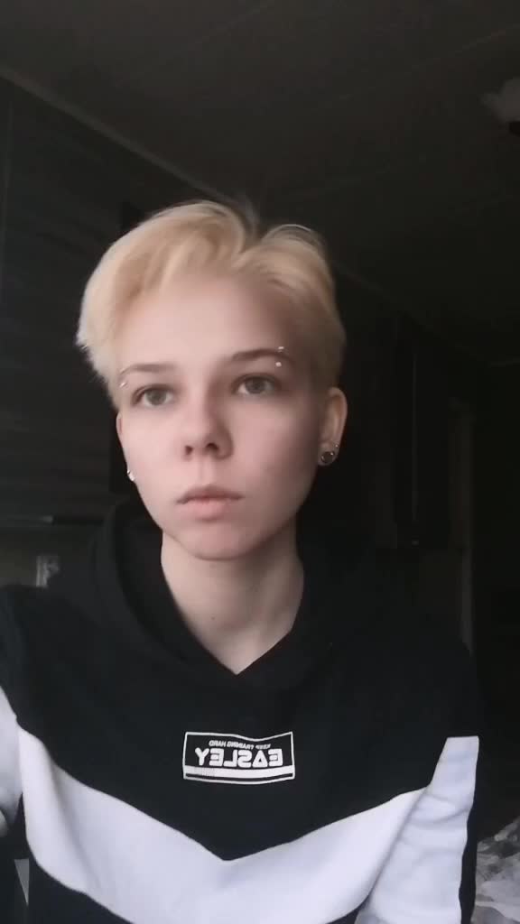 @Ананасик 🏳️&zwj;🌈