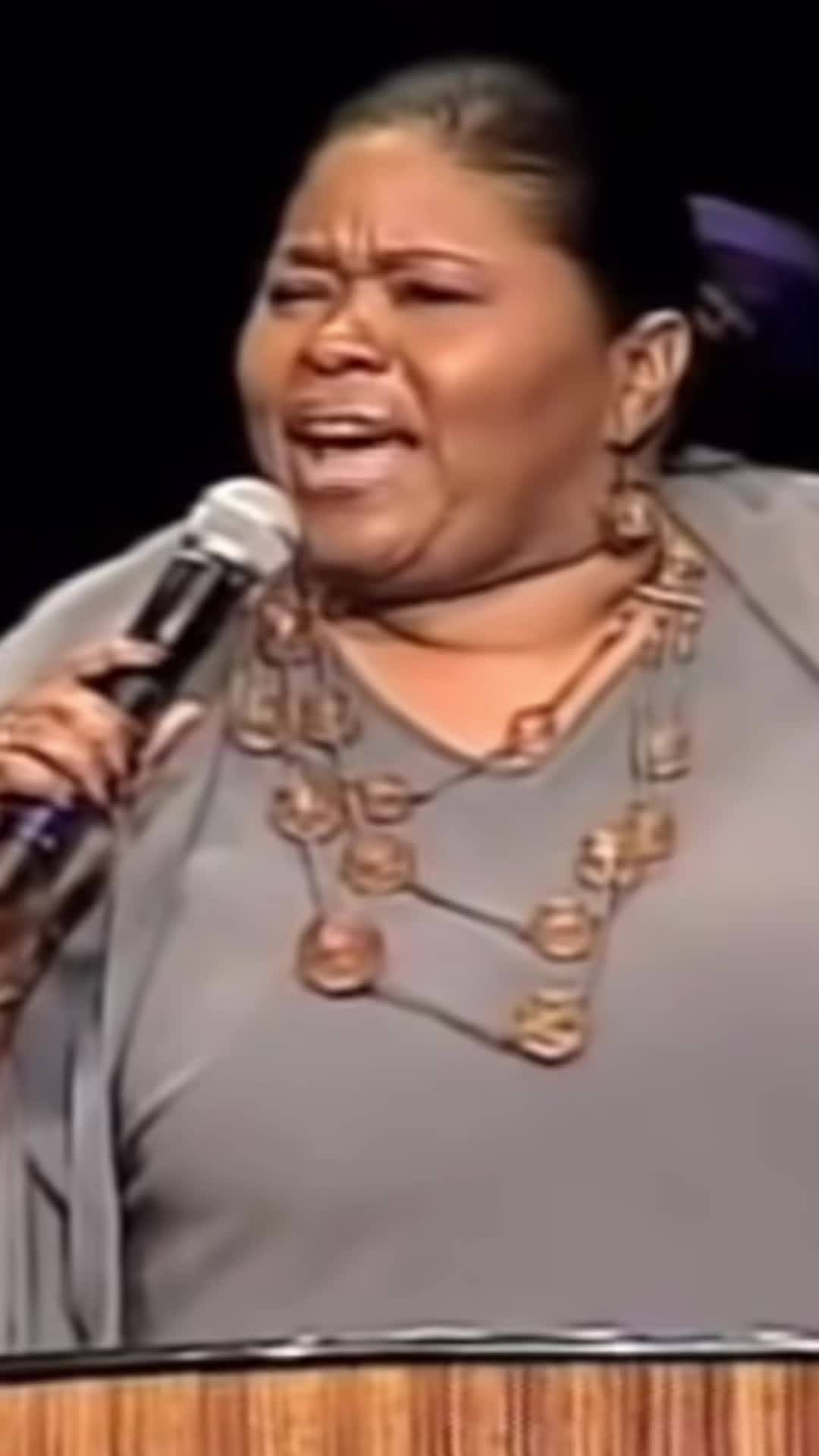 @everyminuteofpraise
