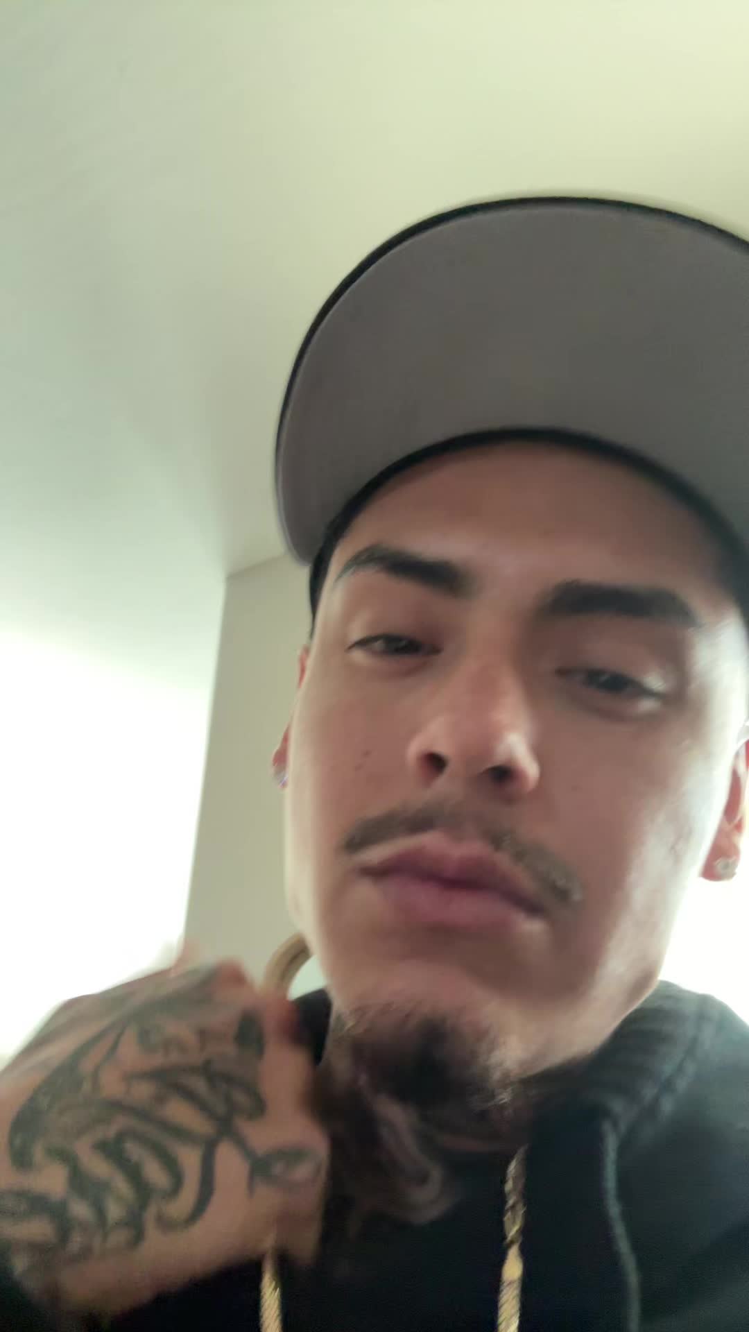 @Ju