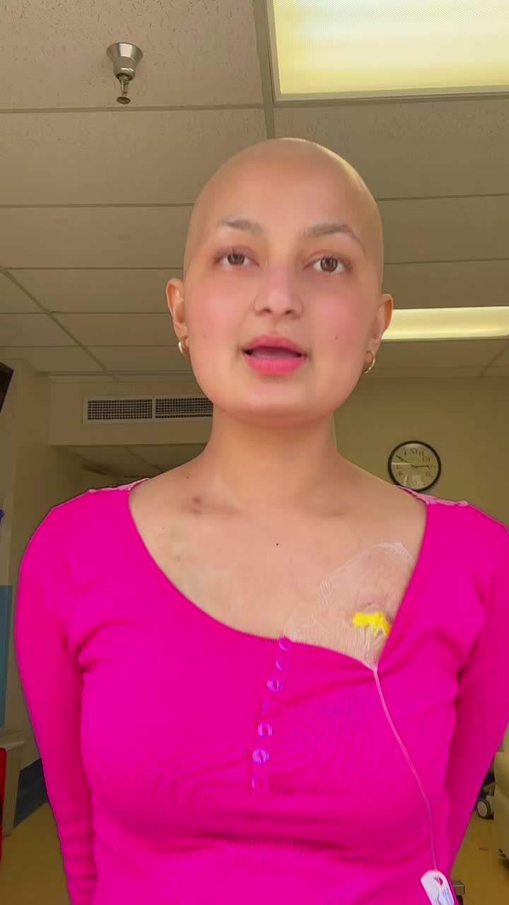 @Prakriti 🦋🌸