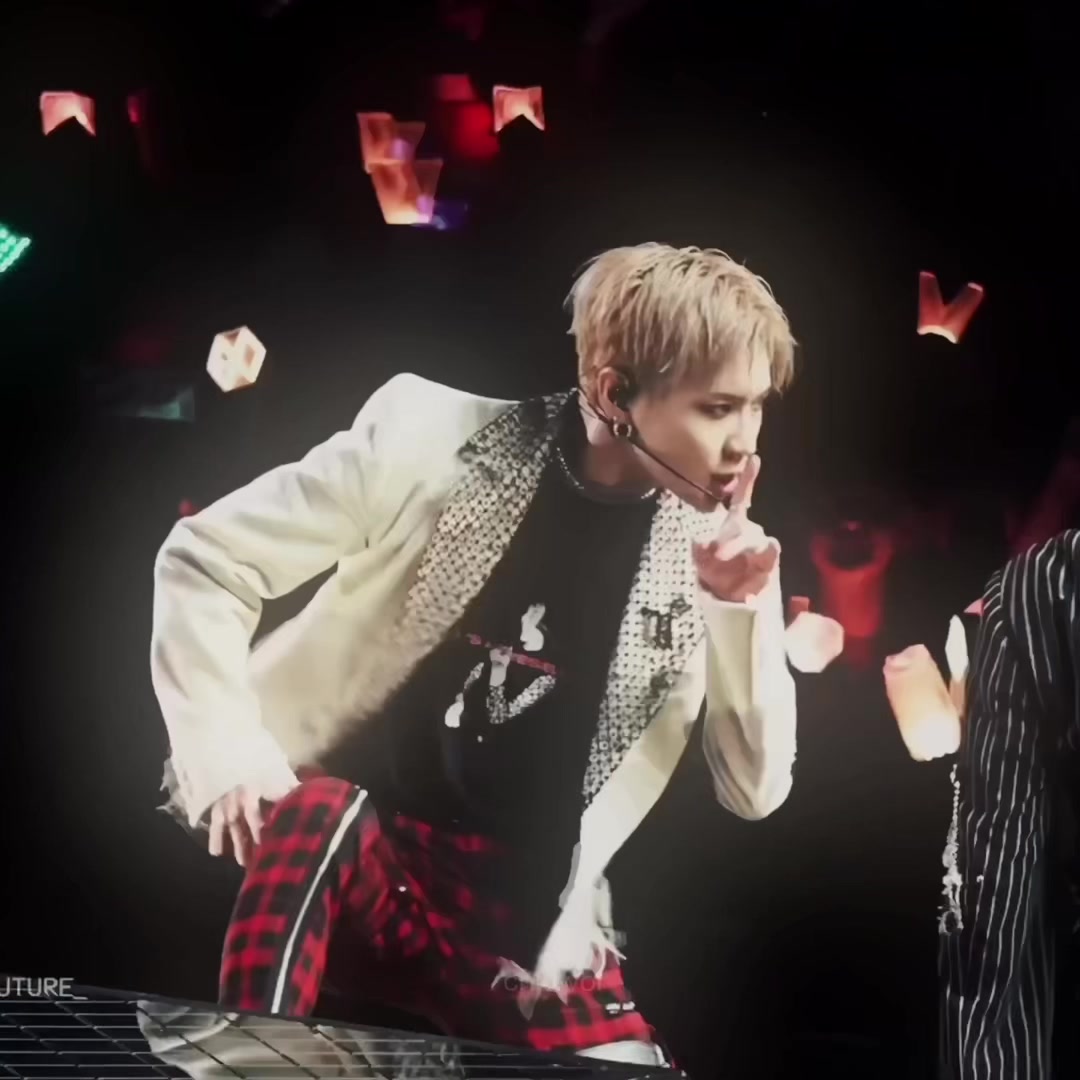 @ᰔ || saw taemin !