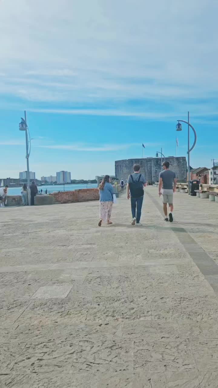 @codauelena835