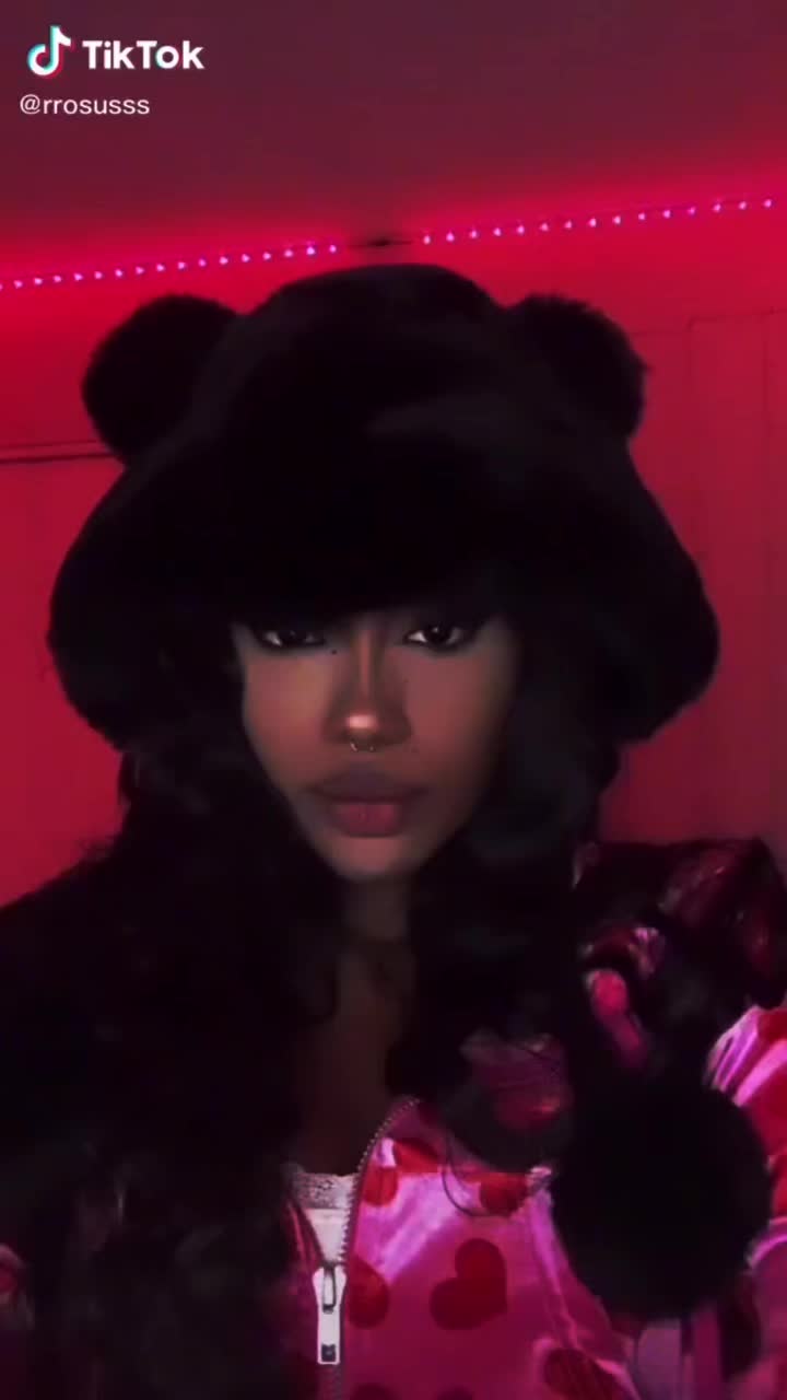 @randomasstingz