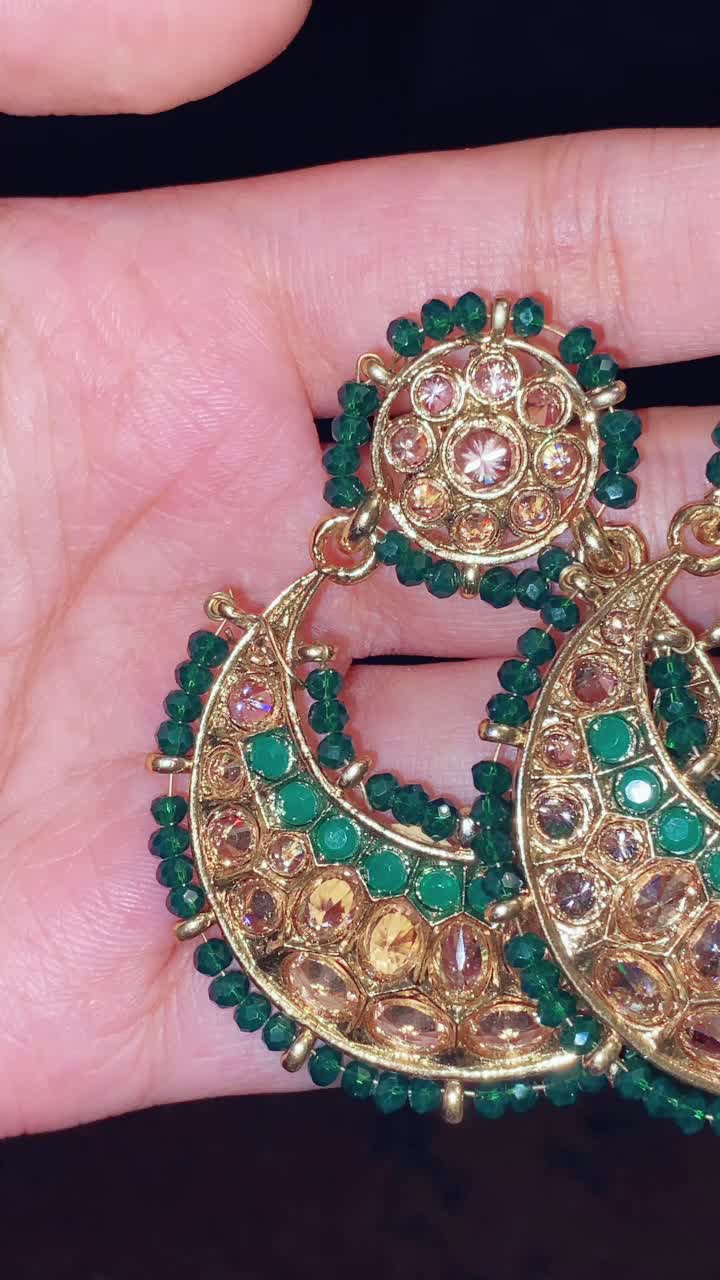@Mahaaz.Collections