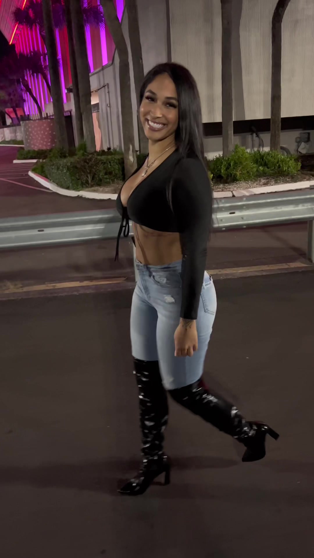 @Kaycurlzzz