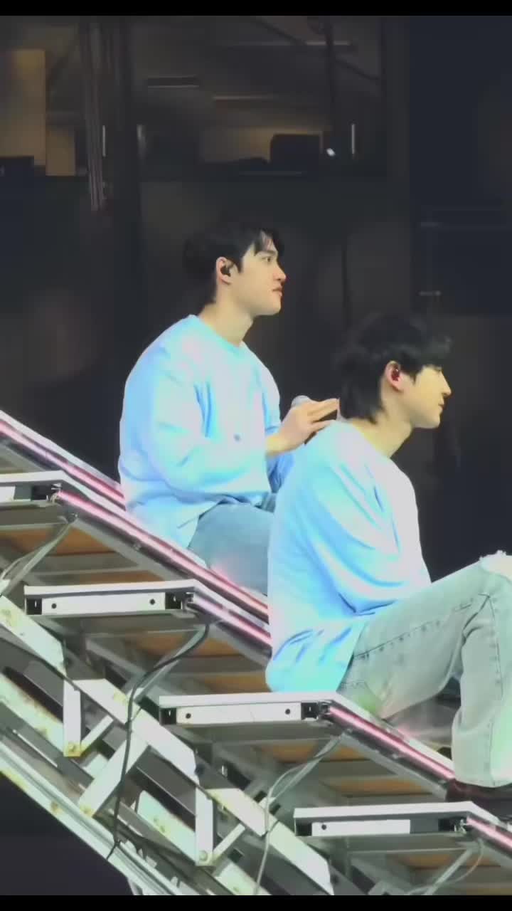 @Mình là chú cá voi đây