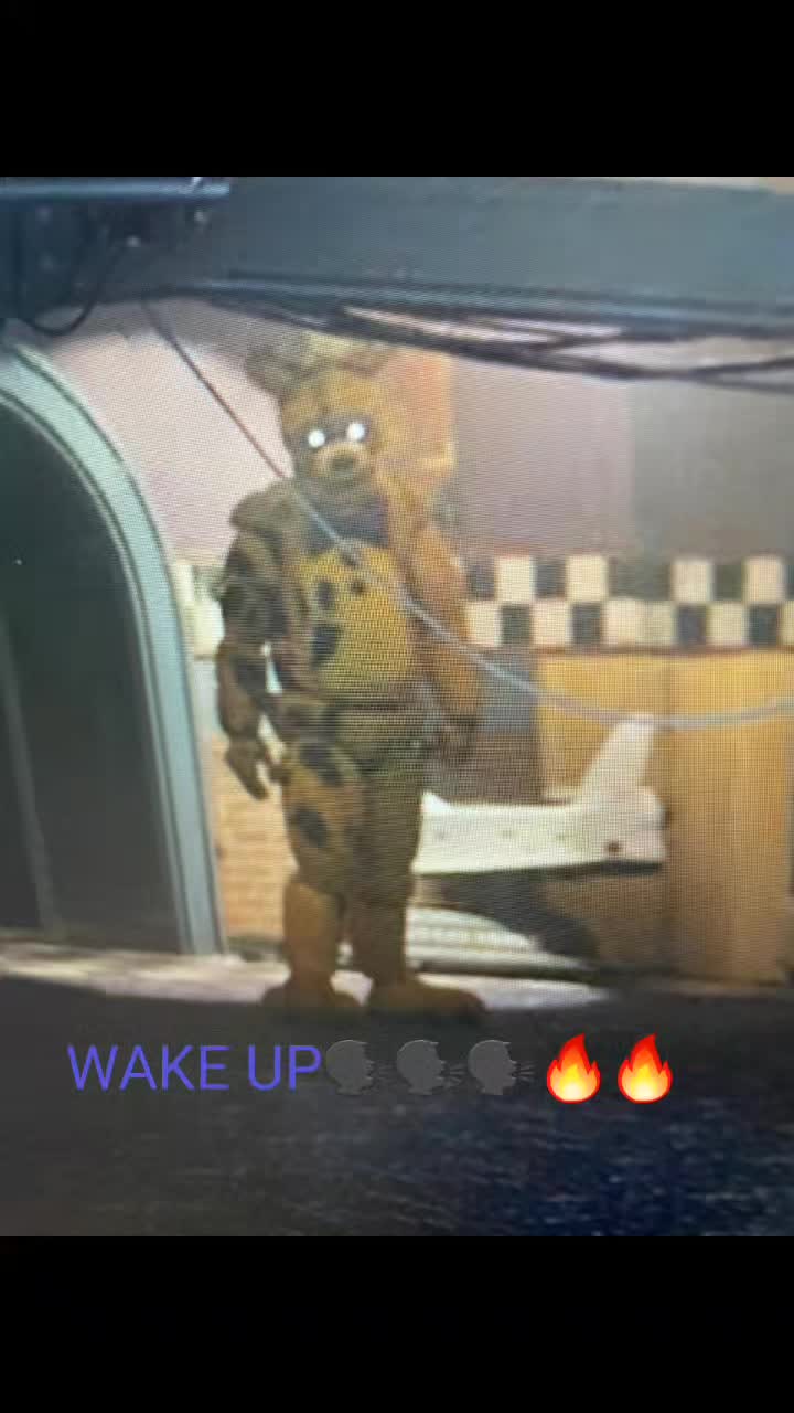 @:3