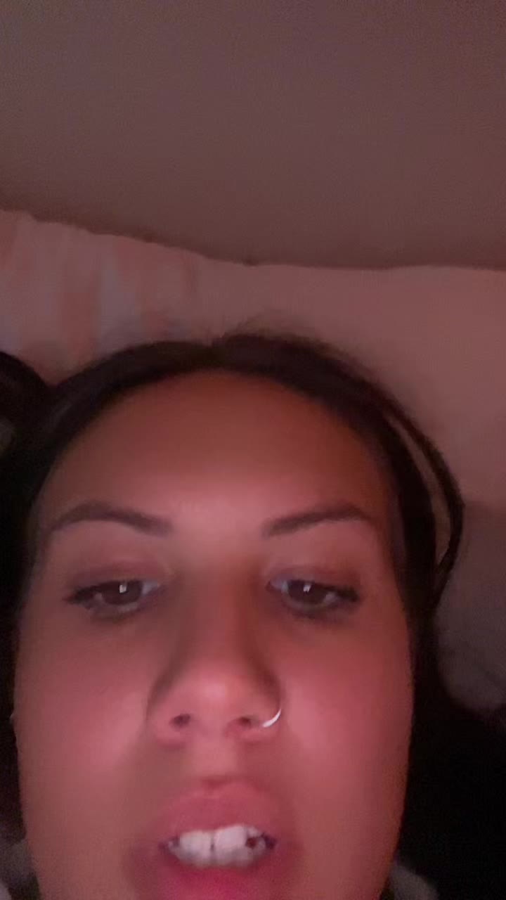 @Gabs🦋