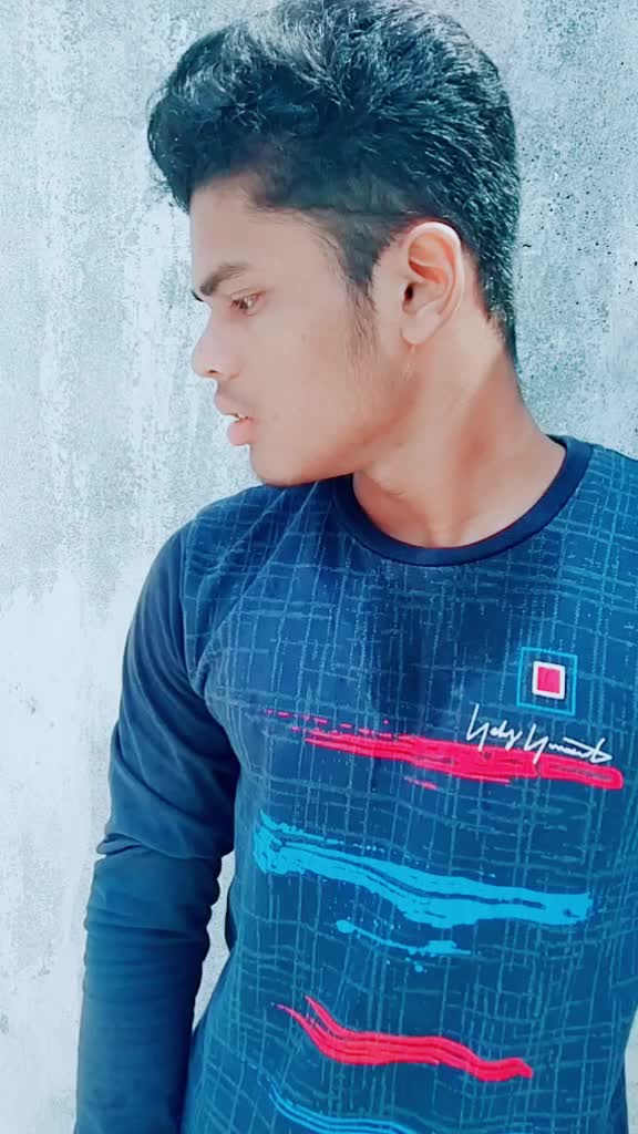 @outstanding boy om💔