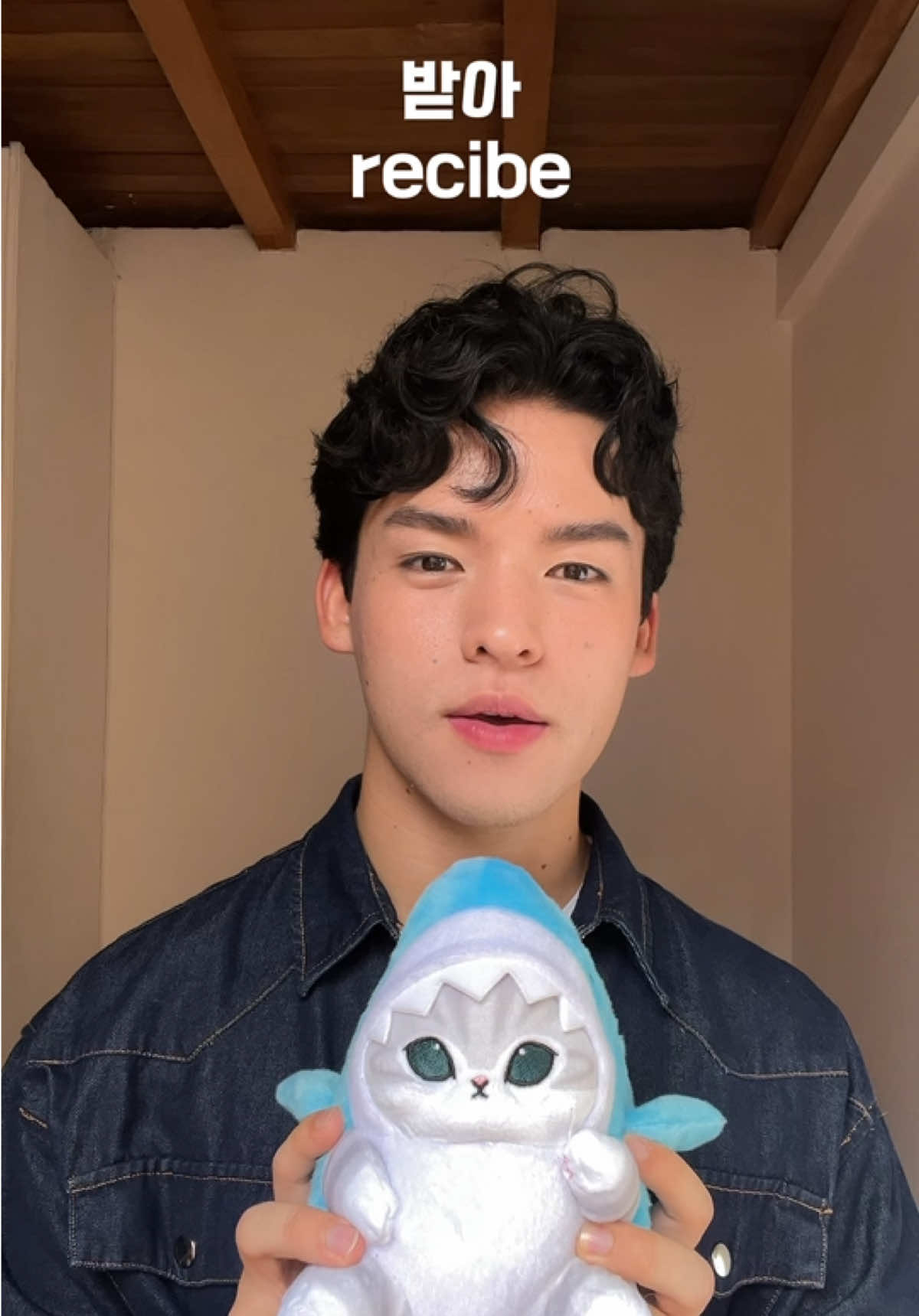 @JuniJini 주니지니