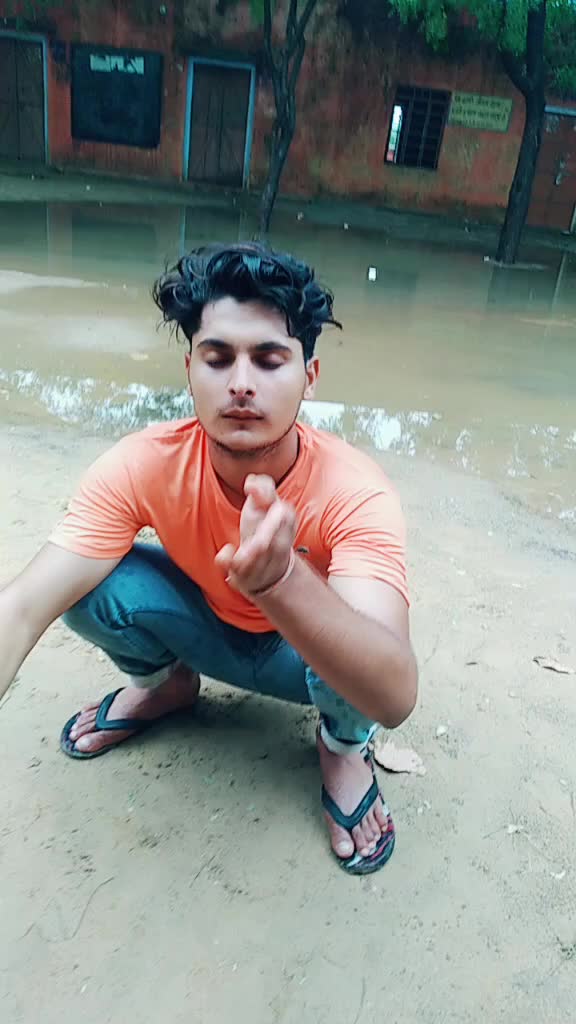@👑 सौरभ मीणा  👑