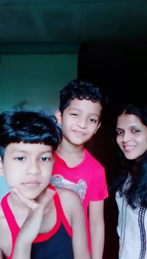 @Lola Gowda