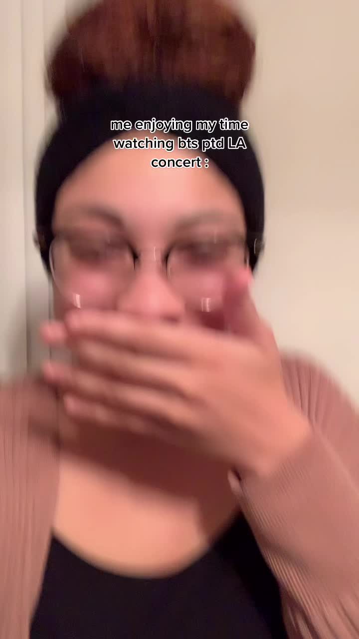 @⁷