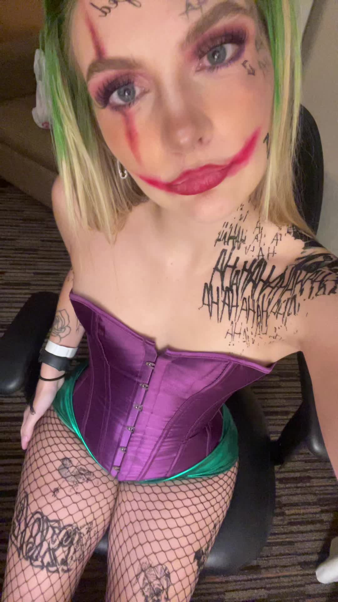 @Tiffani
