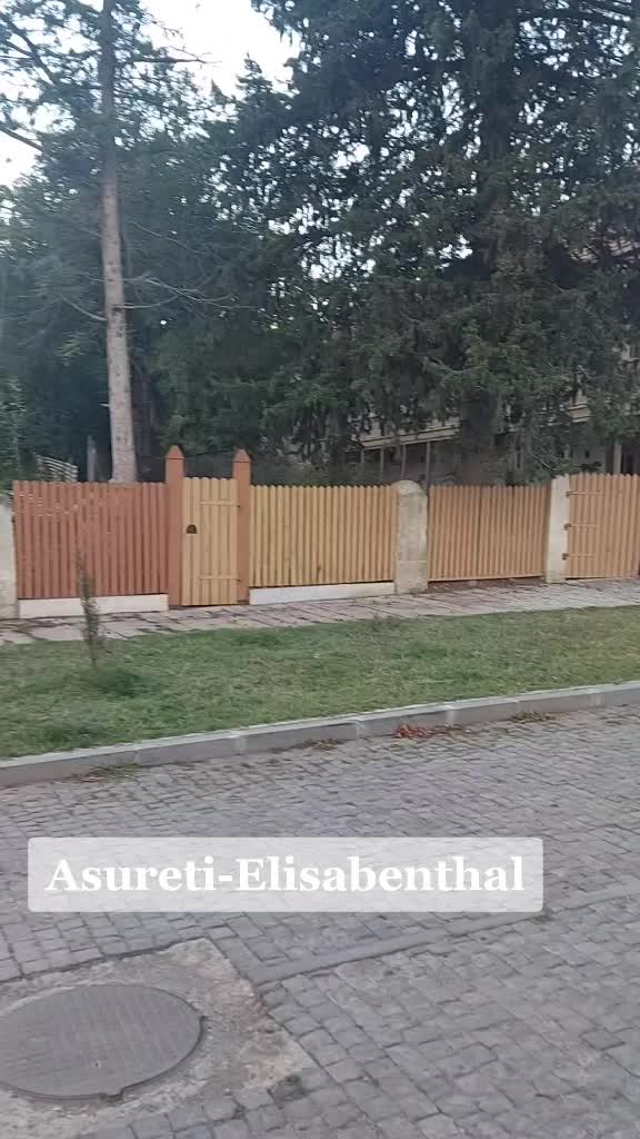 @Tina Tiniko200