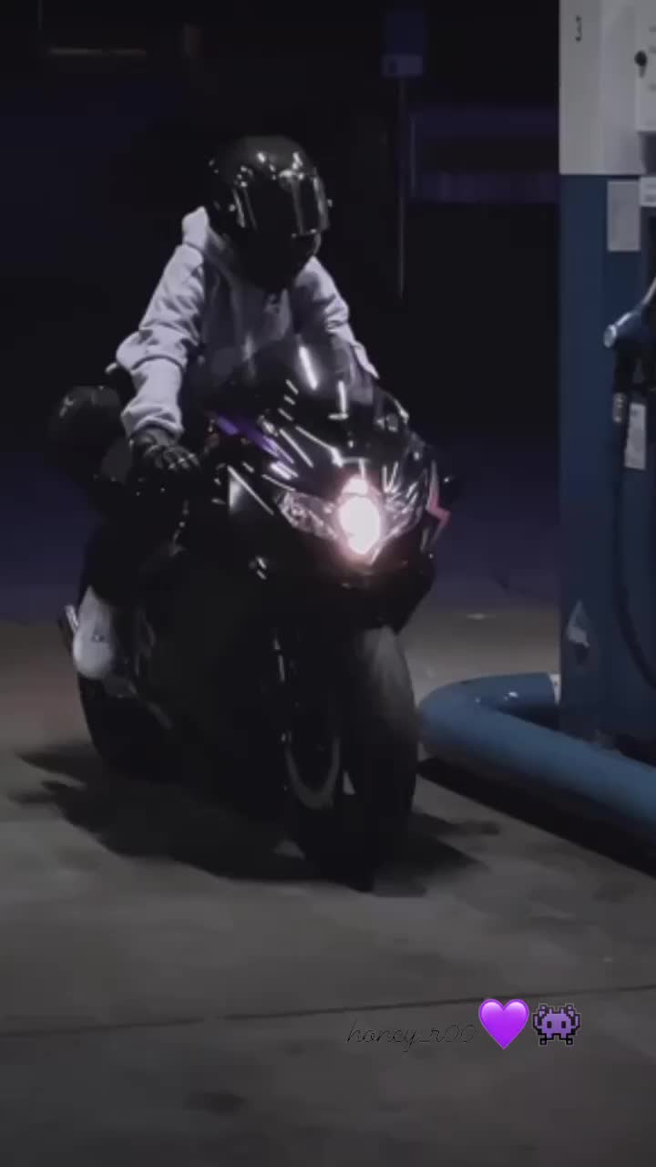 @๐ฝ๐๐๐๐_๐๐ข๐ข๐ฏ
