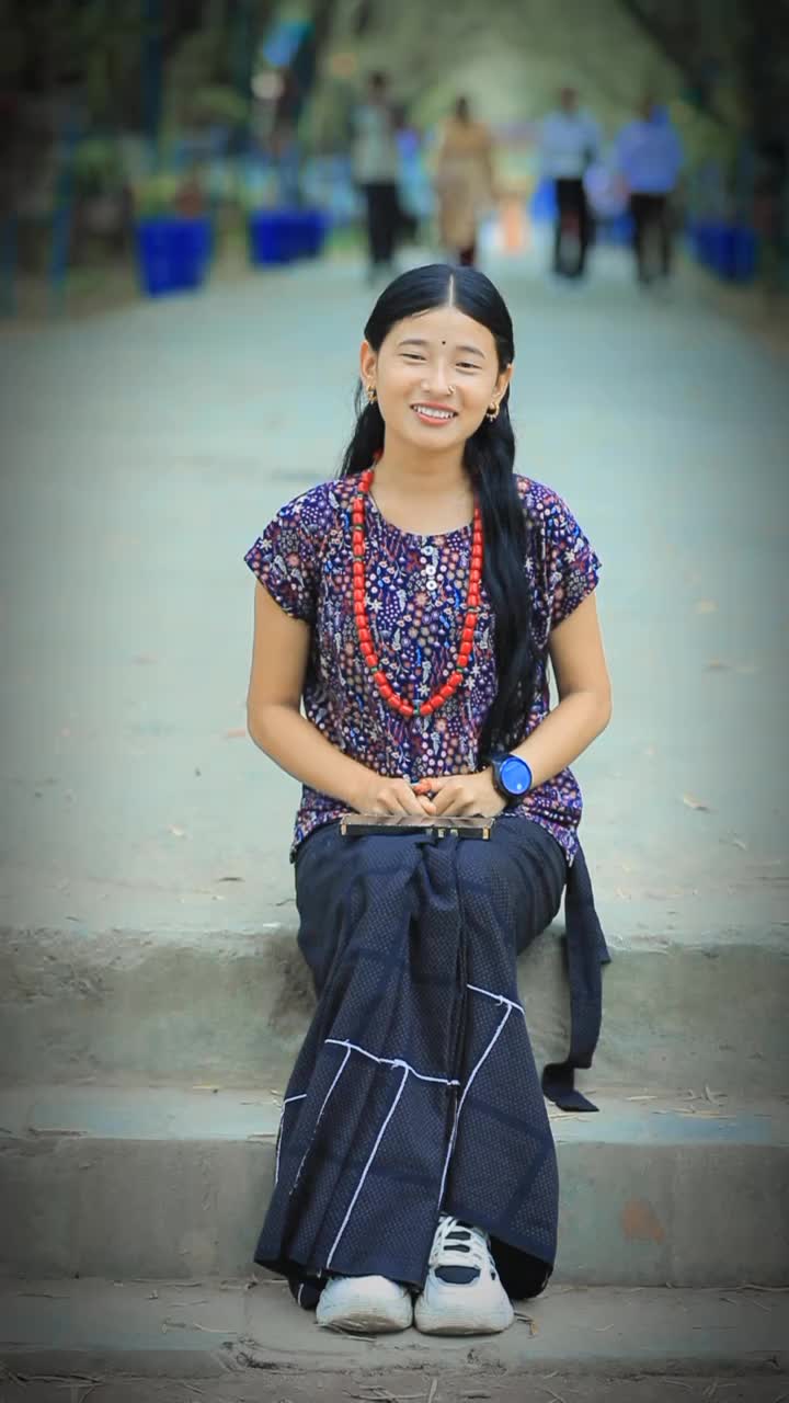 @रविना सलामी 