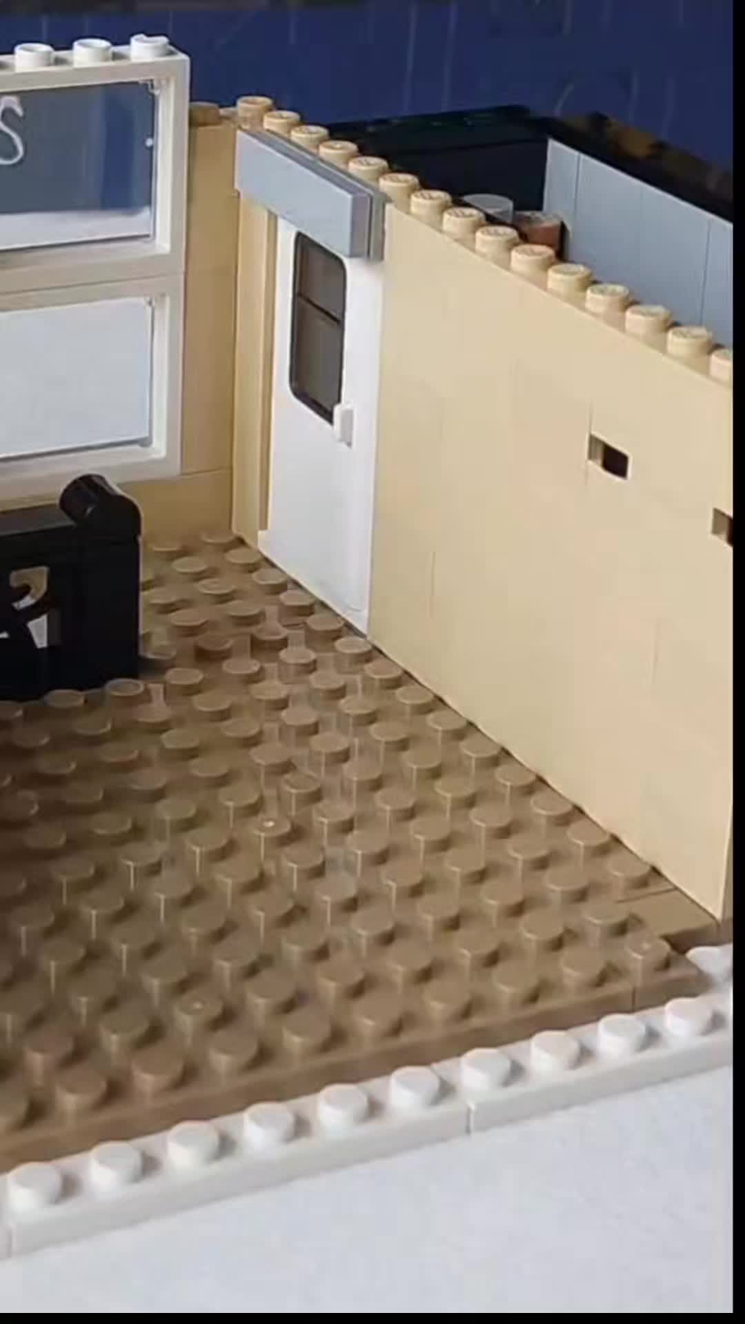 @BrickSetTastics