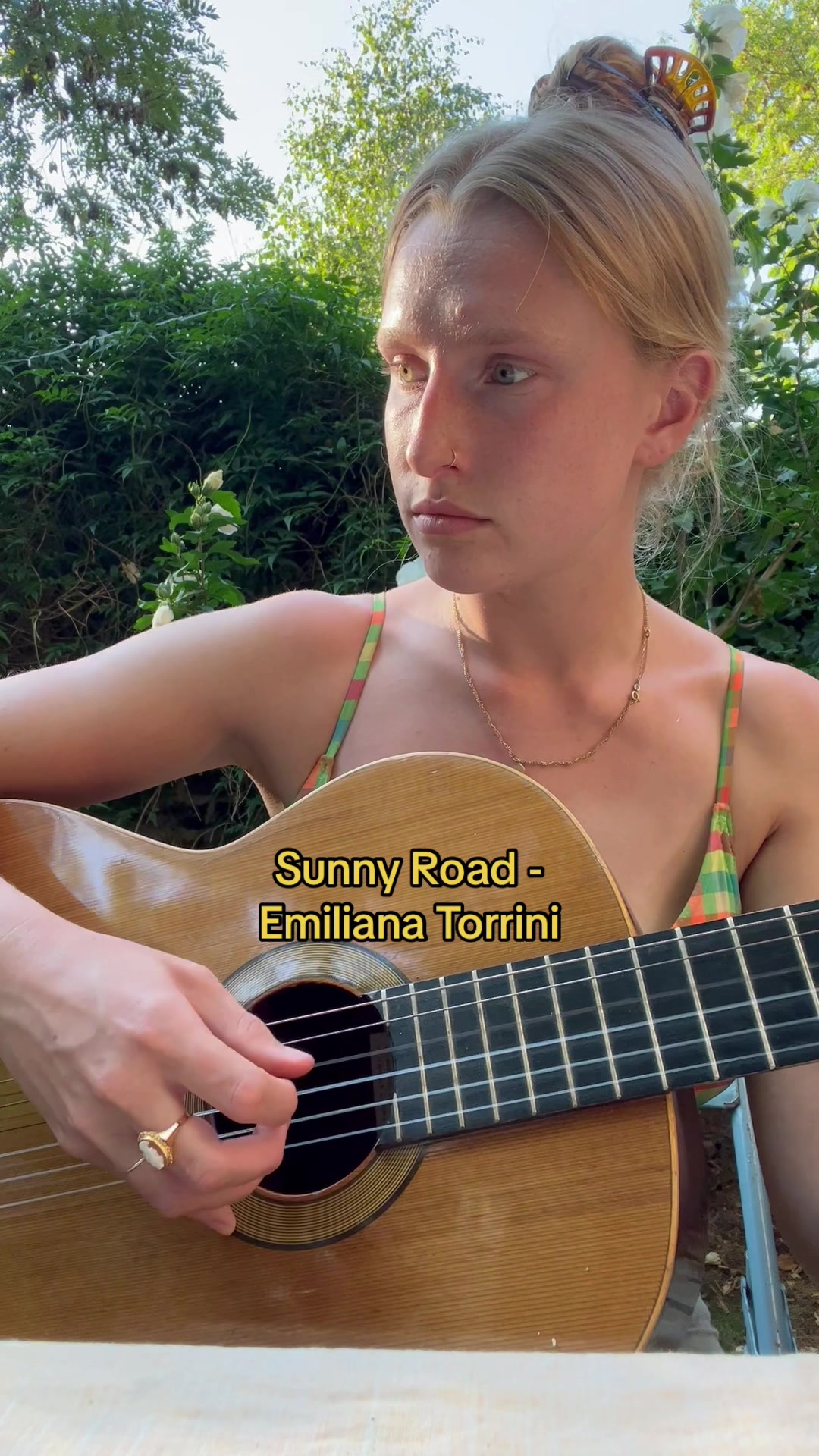 @Billie Marten