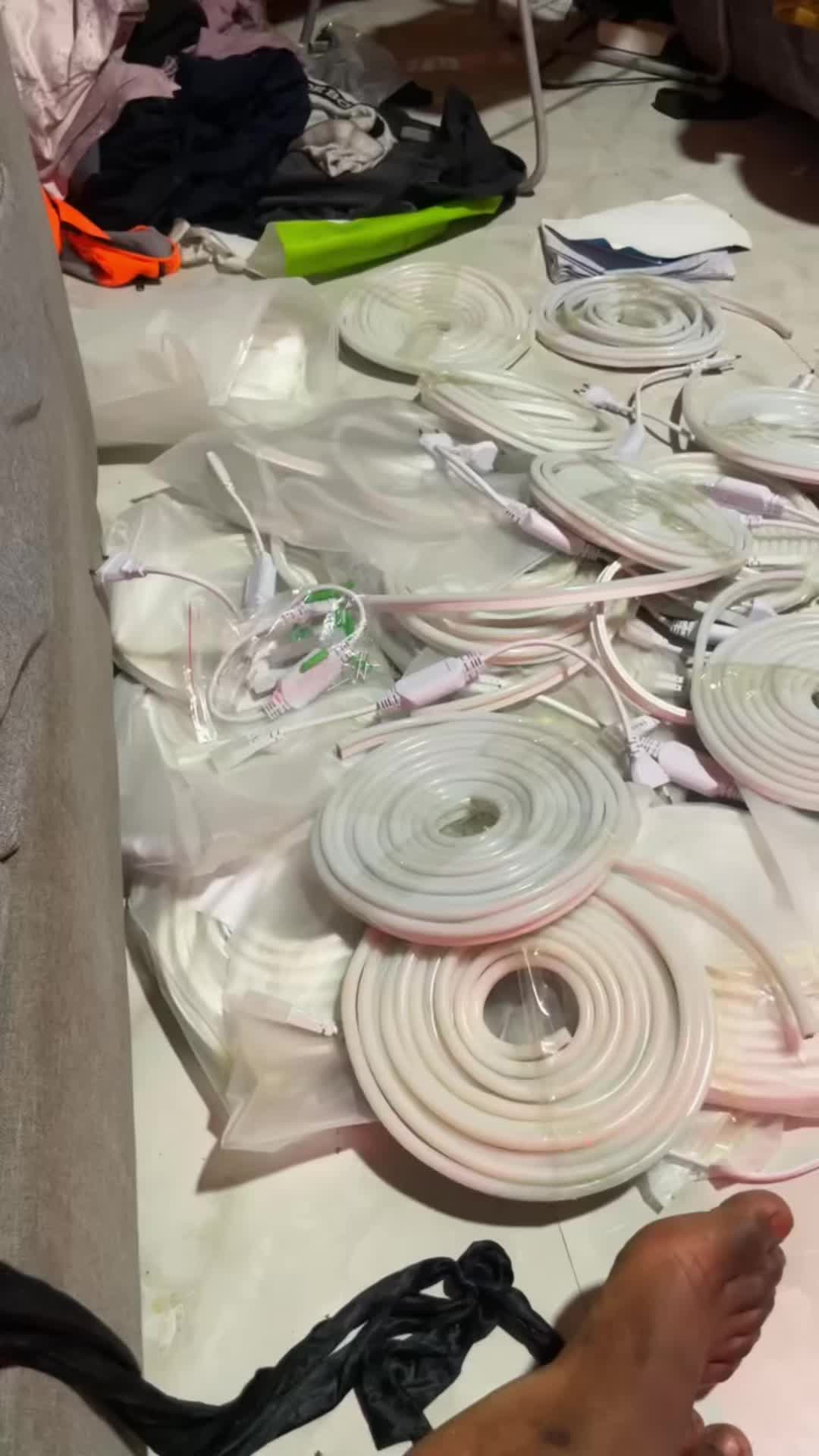 @Led strip light plug.