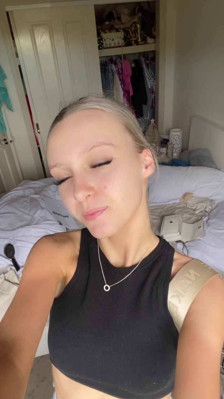 @megnicholson