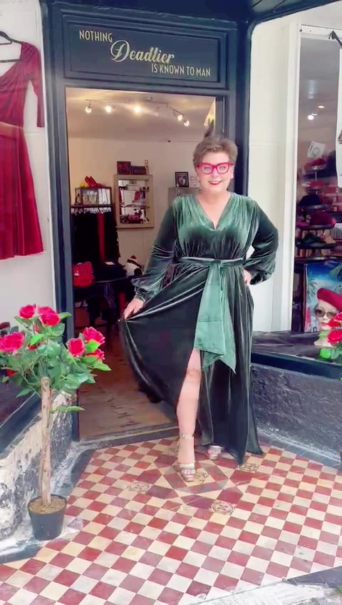 @Deadly - vintage pinup shop