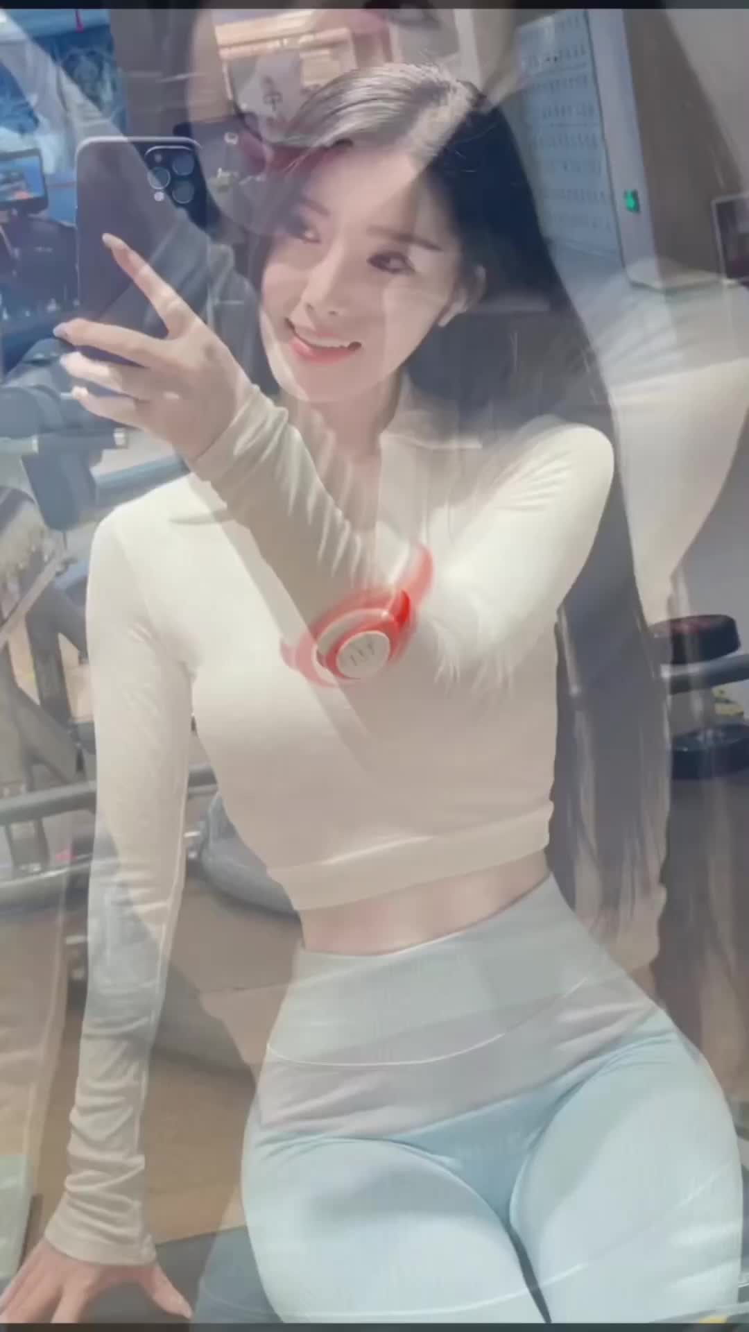 @rozatiktok0