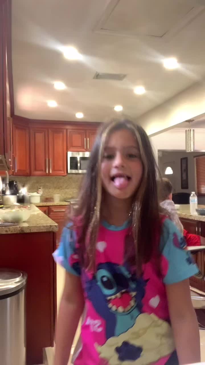 @Salysofi