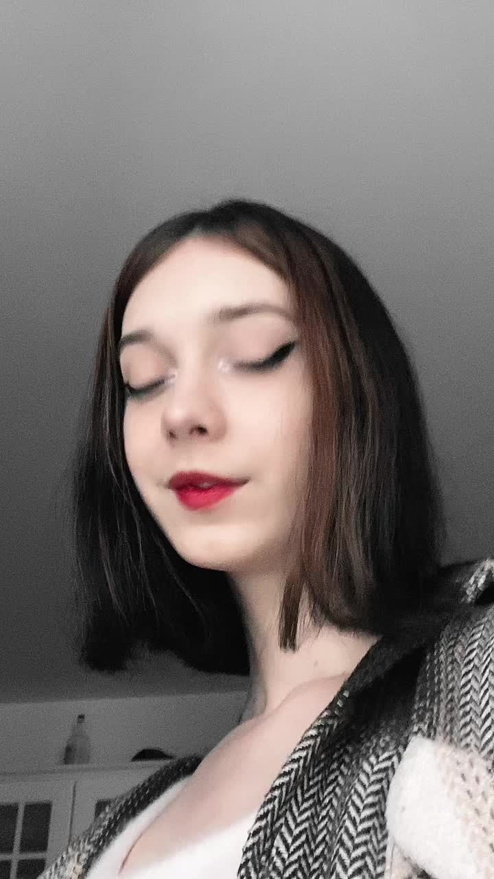 @annameow2