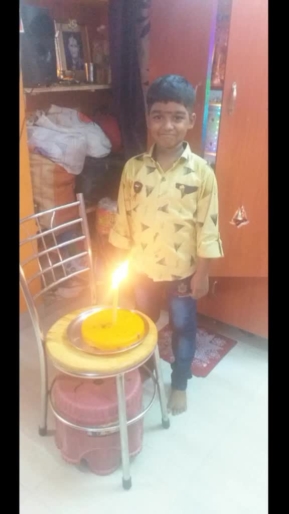@Anusiya D
