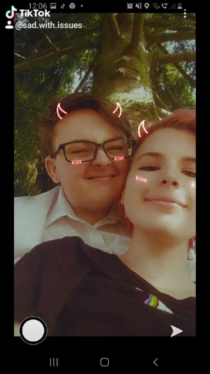 @Em 💕🎀💞