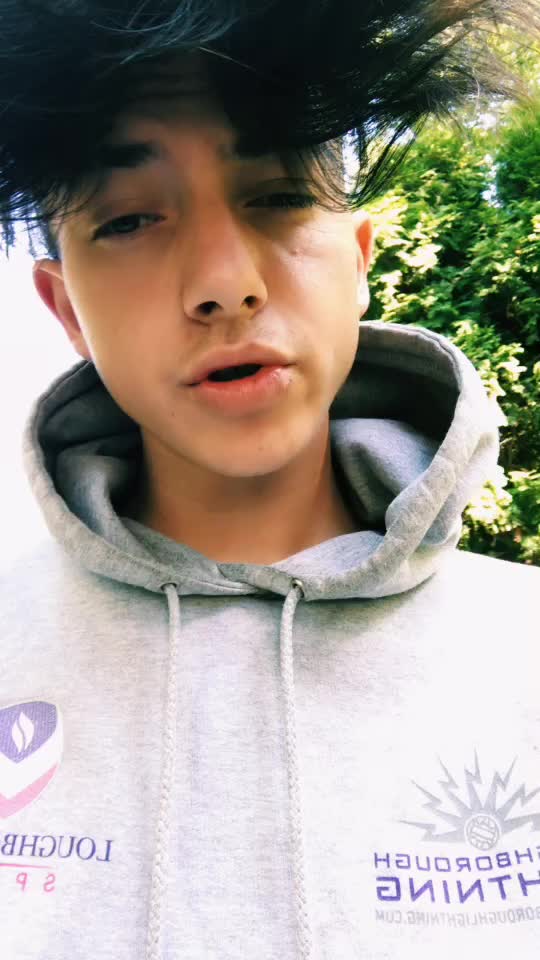 @Sebastian Horváth👑