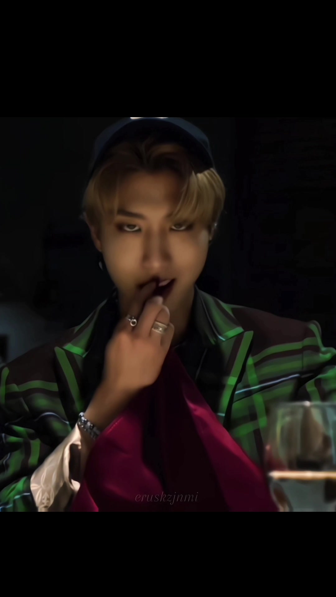 @𝐄𝐫𝐮