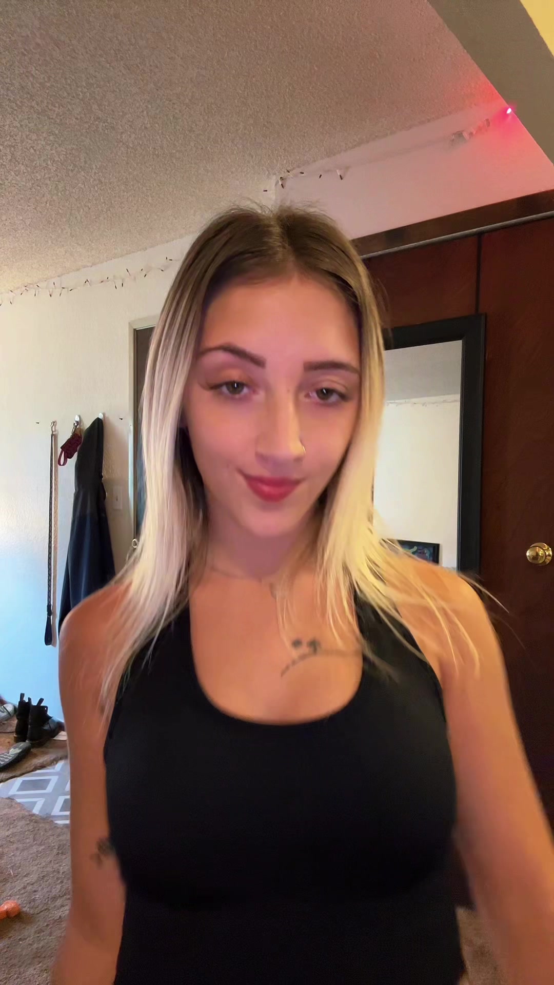 @rachelwoodshere