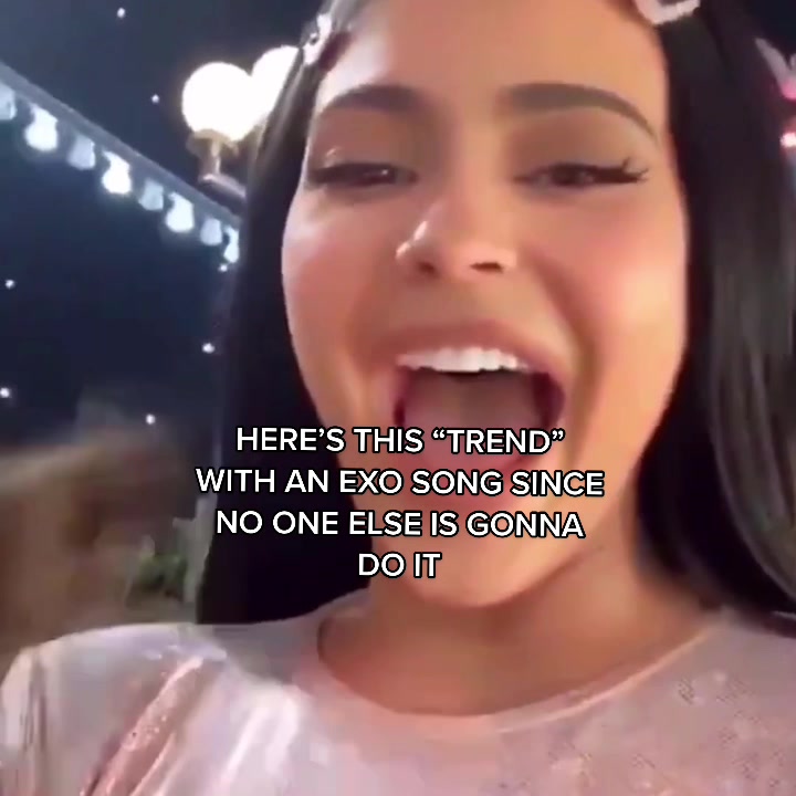 @★