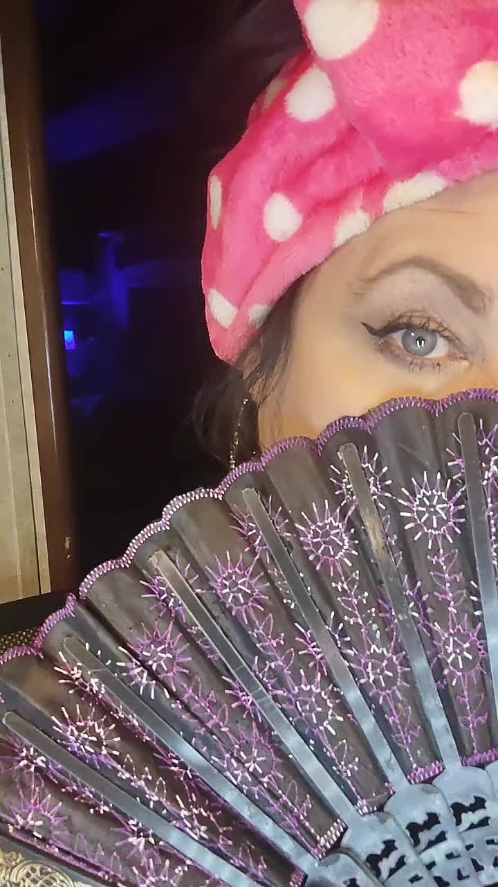 @PJ
