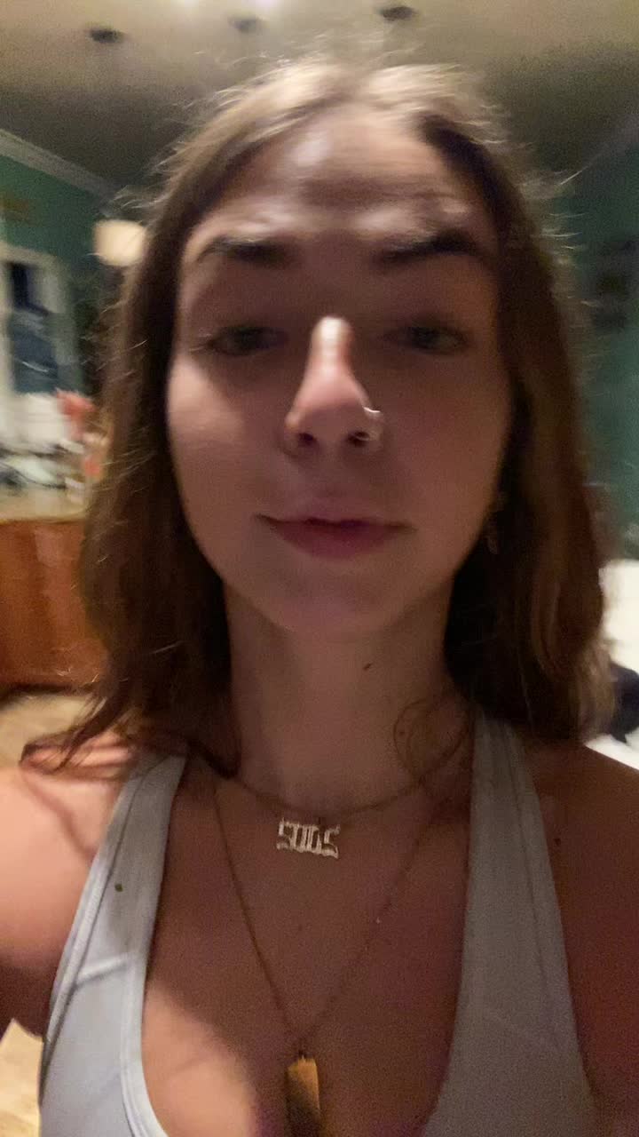 @:3