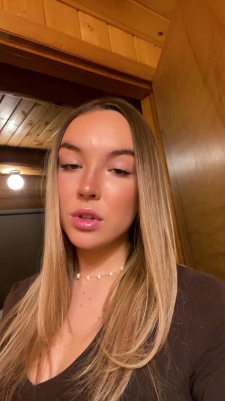 @julialov