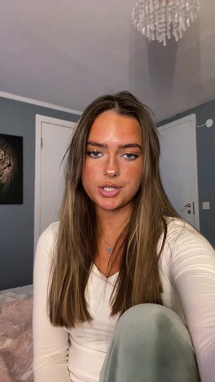 @Tindra här:)