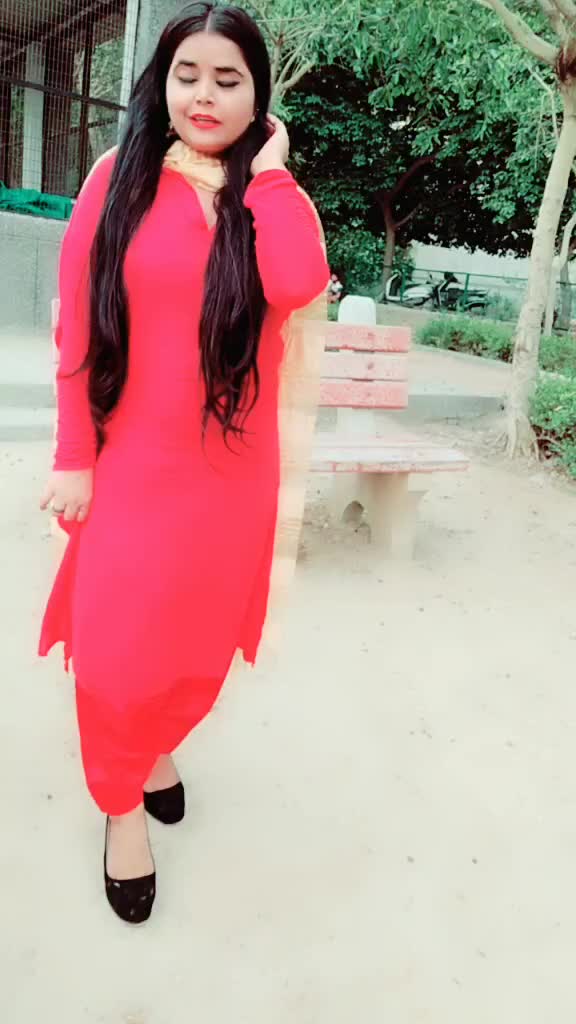 @👑sanjana 😍khanna👑
