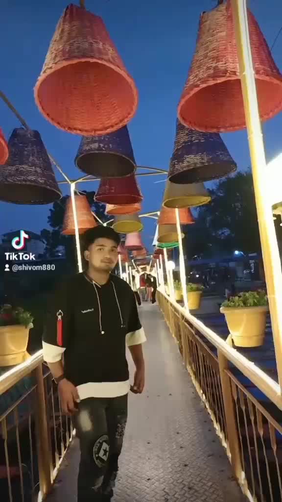 @shivom 08