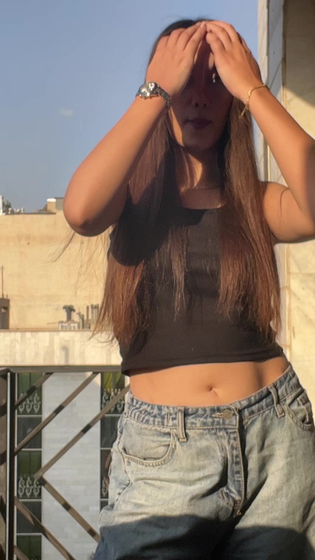 @Mehrsa