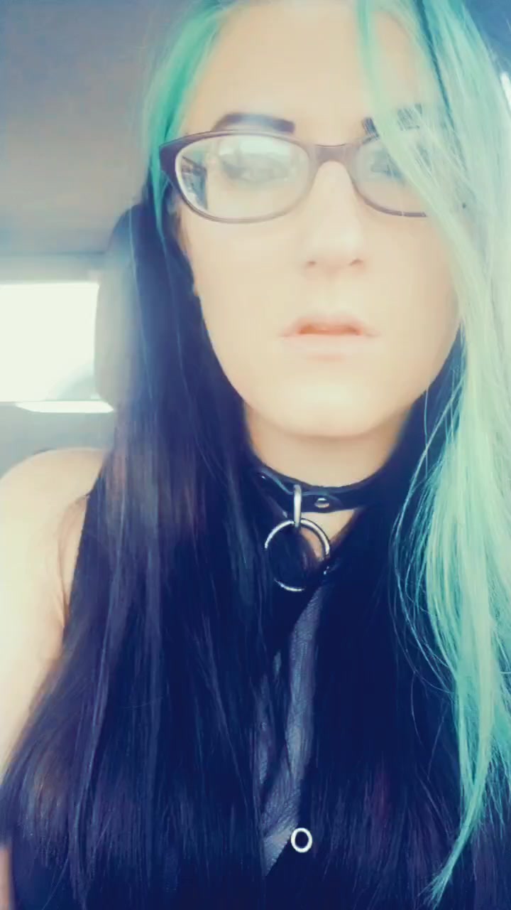 @Eleniel
