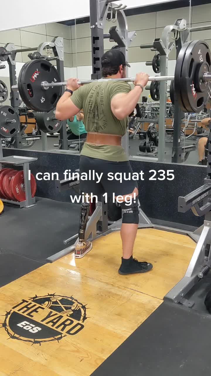 @chandlerabril