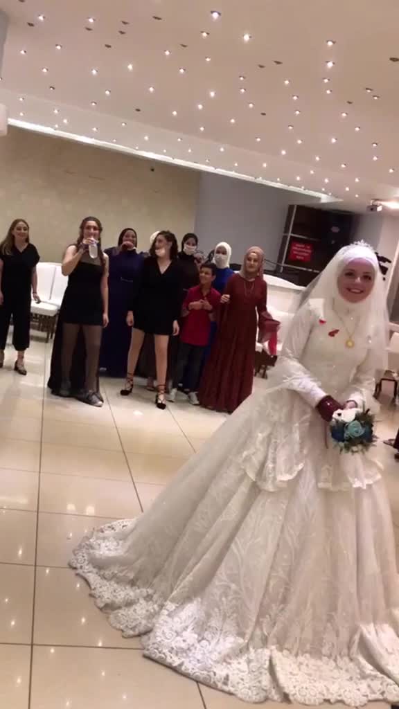 @B&uuml;şra Y&uuml;ksel 
