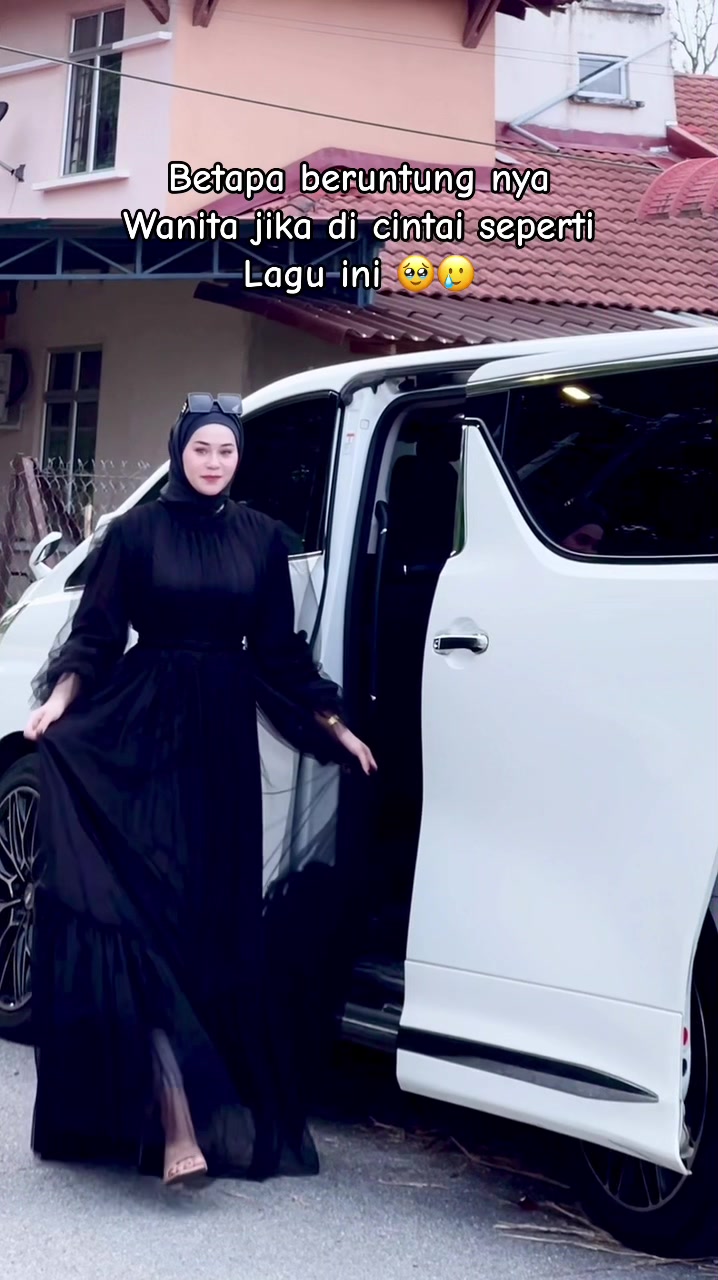 @Nadia Aryantie 95