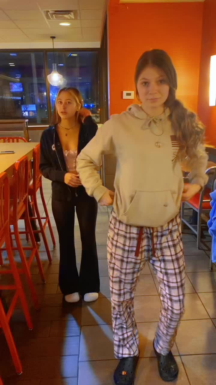 @Aleera skye