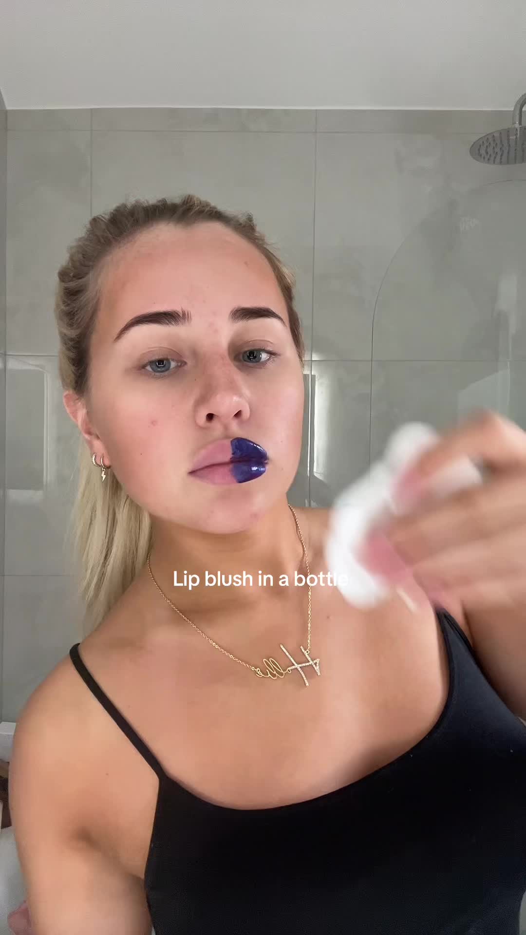 @Holl🎀🍸🥥🦞🍋