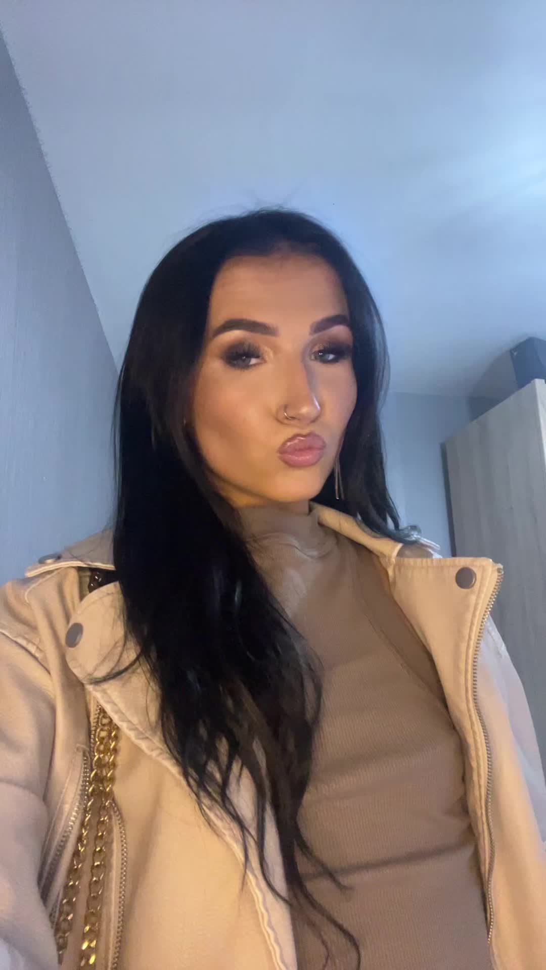 @Lauren x