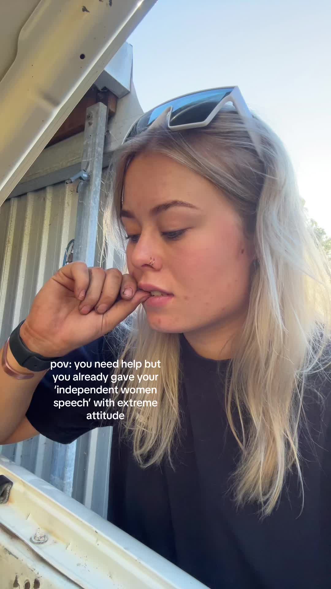 @dumbblonde